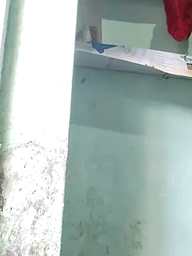 Snapshot of poojam93 chatting on September 20, 3:40 am poojam93 online show from September 20, 3:40 am