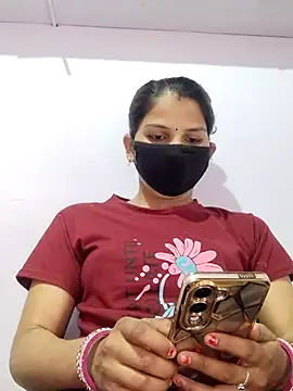 Snapshot of poojam93 chatting on October 5, 1:15 am poojam93 online show from October 5, 1:15 am