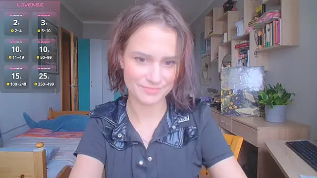 Snapshot of worsh1p_me chatting on July 16, 1:28 pm worsh1p me online show from July 16, 1:28 pm