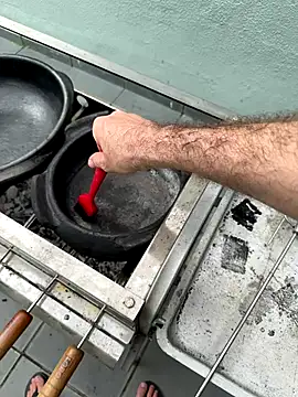 Snapshot of XUCRUTES42 chatting on October 31, 5:36 pm XUCRUTES42 online show from October 31, 5:36 pm