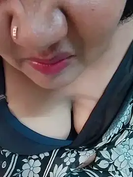 Snapshot of Swapna_Hyd chatting on June 24, 8:02 am Swapna Hyd online show from June 24, 8:02 am