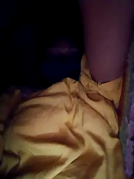 Snapshot of soni_yhakur chatting on September 16, 7:37 pm soni yhakur online show from September 16, 7:37 pm