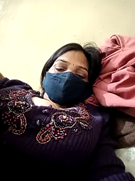 Snapshot of soni_yhakur chatting on January 5, 5:27 pm soni yhakur online show from January 5, 5:27 pm