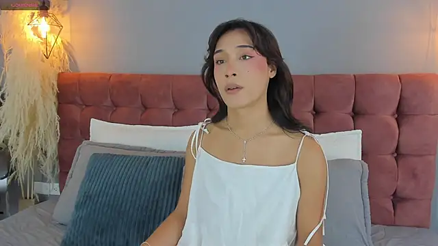 Snapshot of victoria_decapri chatting on February 22, 7:12 pm victoria decapri online show from February 22, 7:12 pm