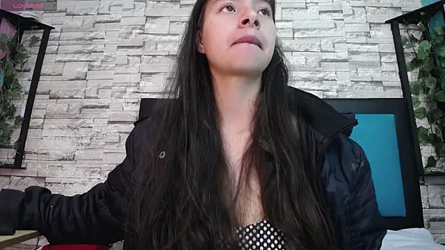 Snapshot of maily_can chatting on September 13, 12:38 pm maily can online show from September 13, 12:38 pm