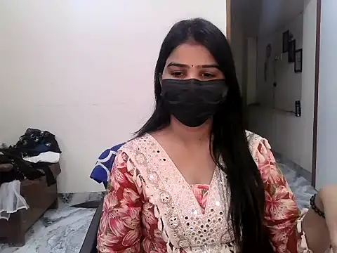 Snapshot of suhana-singh chatting on July 30, 5:50 am suhana-singh online show from July 30, 5:50 am