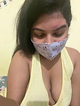 Snapshot of BigBreasted chatting on March 1, 6:26 am BigBreasted online show from March 1, 6:26 am