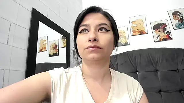 Snapshot of _Roxxxane_09 chatting on November 28, 7:27 pm Roxxxane 09 online show from November 28, 7:27 pm