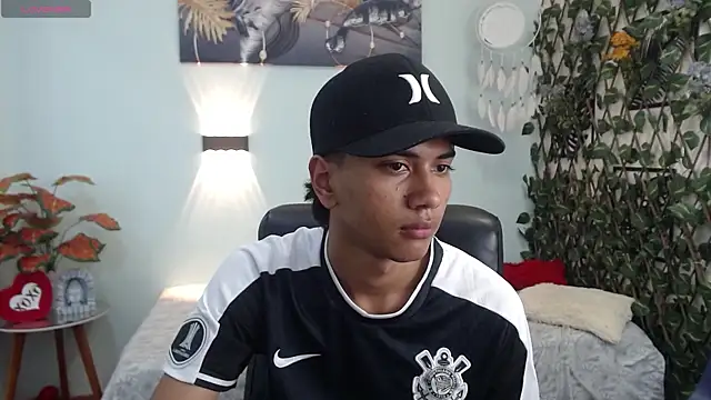 Snapshot of markbowie chatting on September 13, 4:18 pm markbowie online show from September 13, 4:18 pm