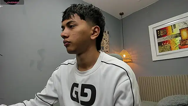 Snapshot of markbowie chatting on October 8, 11:19 am markbowie online show from October 8, 11:19 am