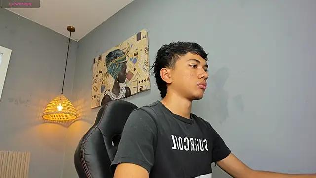 Snapshot of markbowie chatting on November 19, 11:32 am markbowie online show from November 19, 11:32 am