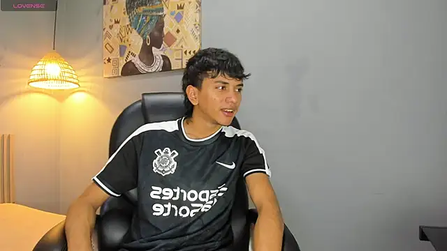 Snapshot of markbowie chatting on May 31, 3:30 pm markbowie online show from May 31, 3:30 pm