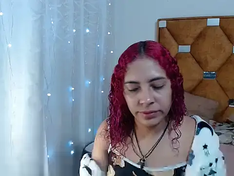 CATTALINAHOT online show from April 17, 2:58 am