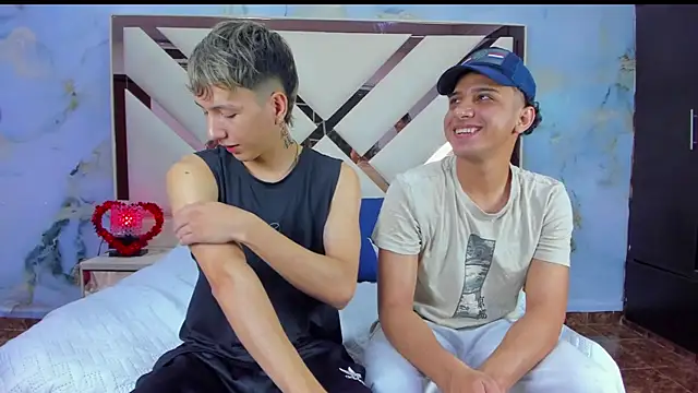 Snapshot of NARUTO-MEN- chatting on September 28, 12:05 am NARUTO-MEN- online show from September 28, 12:05 am