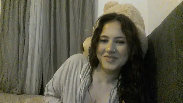 Snapshot of laylabliss chatting on October 12, 11:48 pm laylabliss online show from October 12, 11:48 pm