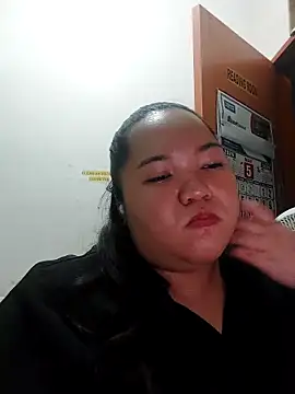 LianaCruzado online show from May 8, 12:54 pm