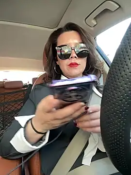 anna yngs online show from March 11, 5:57 am