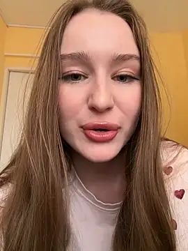 Snapshot of Mary_Sensory chatting on April 3, 10:57 am Mary Sensory online show from April 3, 10:57 am