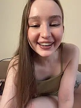 Snapshot of Mary_Sensory chatting on May 5, 9:28 am Mary Sensory online show from May 5, 9:28 am