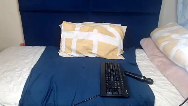 Diva-Lolah online show from September 10, 7:36 pm