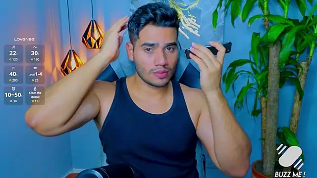 Snapshot of AndresR3 chatting on September 14, 7:40 am AndresR3 online show from September 14, 7:40 am