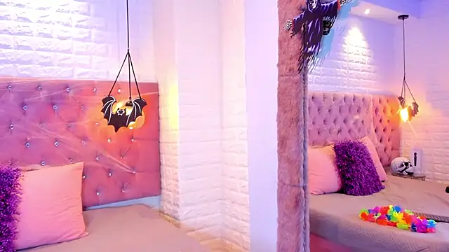 anette bennet online show from October 27, 7:29 pm