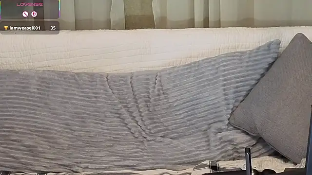 Snapshot of kohlbird chatting on February 19, 5:36 am kohlbird online show from February 19, 5:36 am