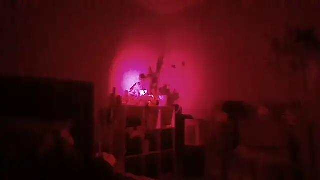 1n0nlythroat online show from May 16, 12:40 am