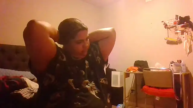 1n0nlythroat online show from May 16, 1:13 am