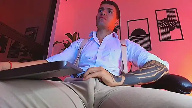 ALPHA DOMINUS  online show from July 1, 3:52 am