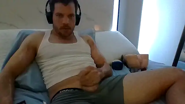 cloudsnfun online show from April 19, 8:13 am