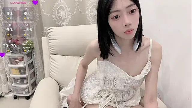 tuantuanle online show from April 4, 2:14 pm