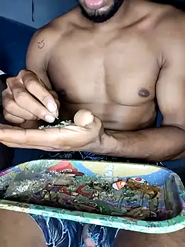 Snapshot of Kesurra chatting on February 3, 8:52 am Kesurra online show from February 3, 8:52 am