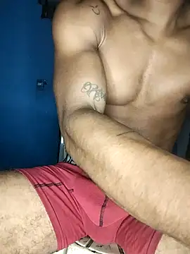 Snapshot of Kesurra chatting on February 10, 8:18 am Kesurra online show from February 10, 8:18 am