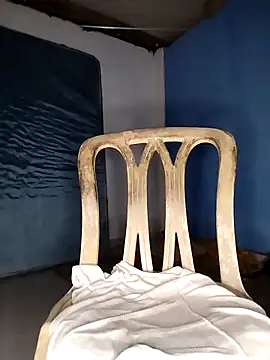 Snapshot of Kesurra chatting on February 15, 11:08 am Kesurra online show from February 15, 11:08 am