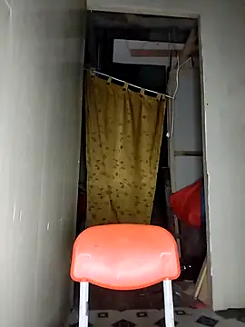 Snapshot of Kesurra chatting on February 27, 8:25 am Kesurra online show from February 27, 8:25 am