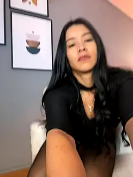 Snapshot of BellaFernandez__ chatting on September 10, 11:32 am BellaFernandez online show from September 10, 11:32 am