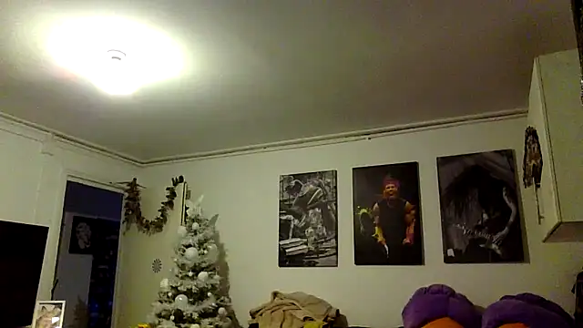 RubyyRosee online show from January 7, 6:16 am