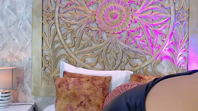 Snapshot of MelodyCarsson chatting on May 13, 12:35 pm MelodyCarsson online show from May 13, 12:35 pm