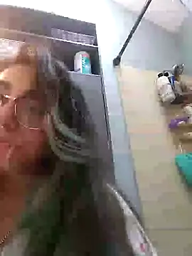 Snapshot of Lovelyrainn chatting on September 24, 2:09 pm Lovelyrainn online show from September 24, 2:09 pm