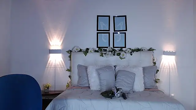 Megan 05  online show from October 30, 6:19 pm