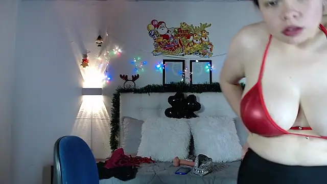 Megan 05  online show from December 14, 6:34 pm