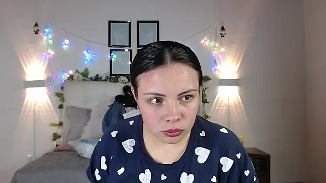 Megan 05  online show from February 27, 7:03 pm