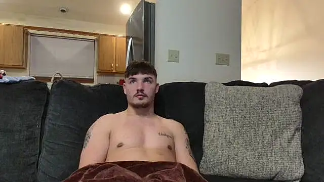 Snapshot of derekmontana2 chatting on February 26, 2:10 am derekmontana2 online show from February 26, 2:10 am