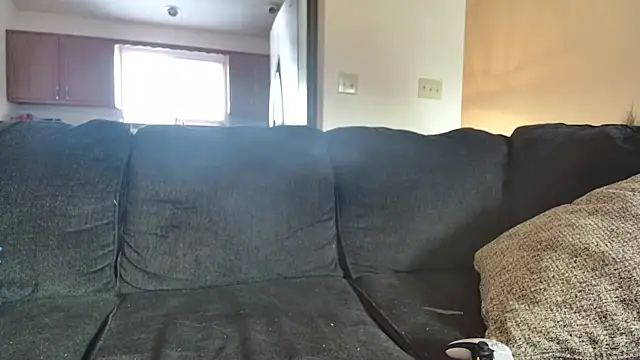 Snapshot of derekmontana2 chatting on March 2, 9:43 pm derekmontana2 online show from March 2, 9:43 pm