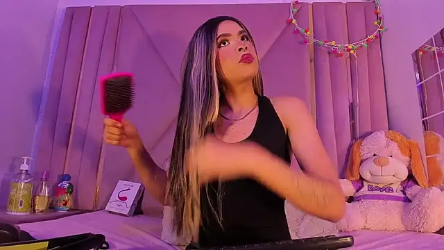 jazmin waked online show from April 13, 4:29 am