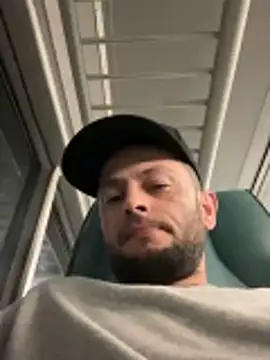 Carlosmauricio123 online show from March 1, 2:13 am