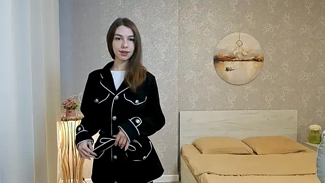 KellyShines online show from May 29, 12:14 pm