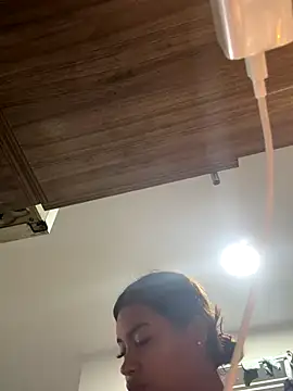 AmberMoss1 online show from October 2, 11:06 am