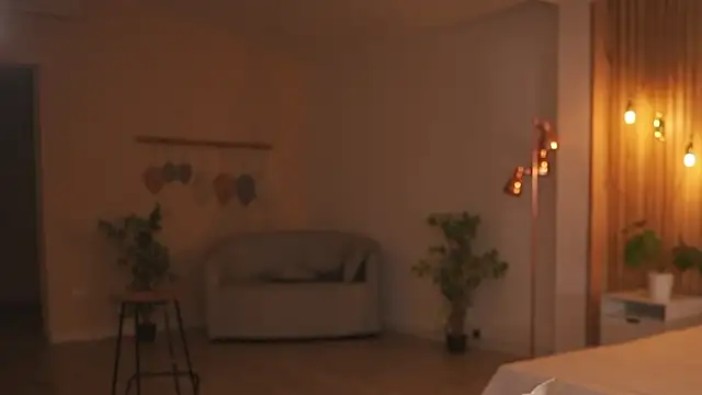 Carolart  online show from February 19, 9:55 pm